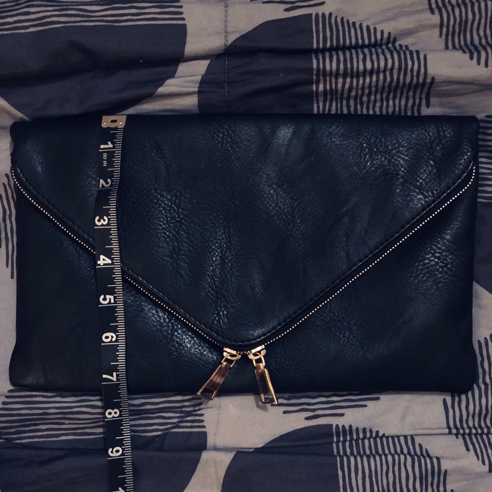 🖤Envelope ✉️ Clutch🖤 - Picture 4 of 4